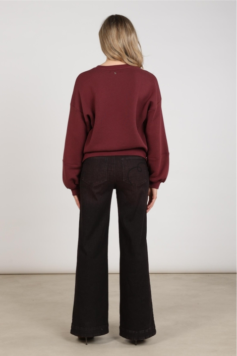 Nukus bordeaux dames jeans | Model