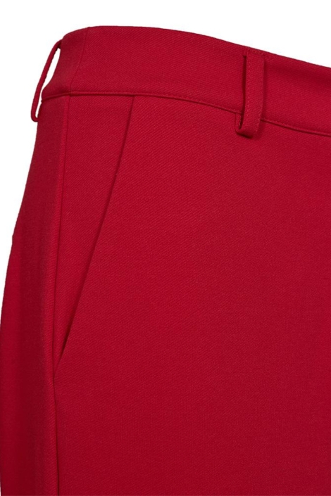 Freequent rode dames broek | Close up