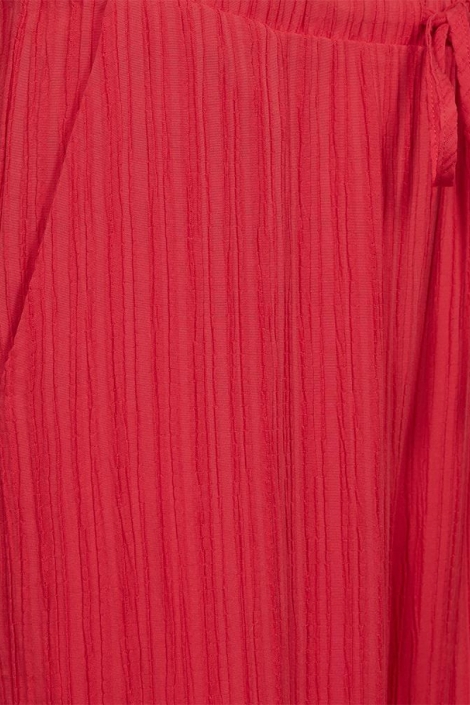 Freequent rode dames broek | Close up