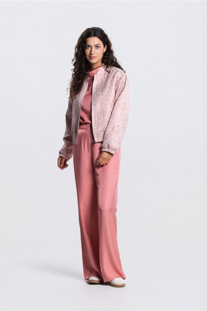 Juffrouw Jansen roze dames broek | Model