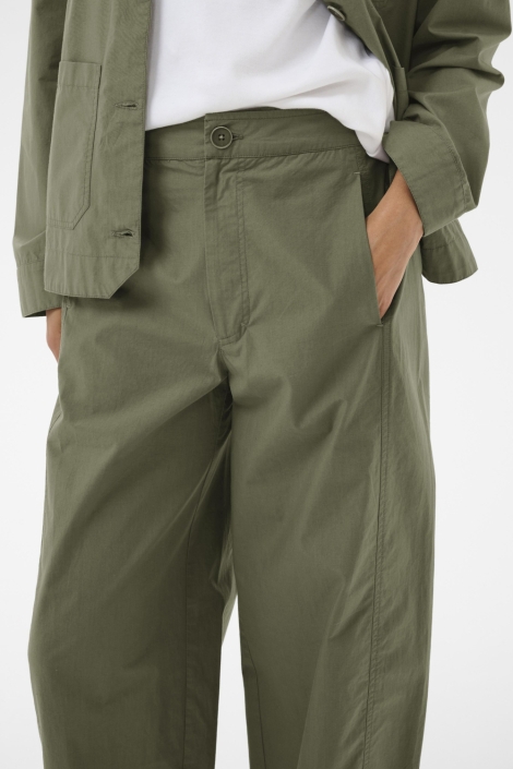 Part Two groene dames broek | Close up