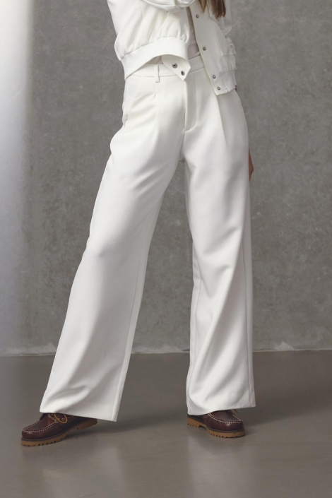 SisterS point witte dames broek | Model vooraanzicht