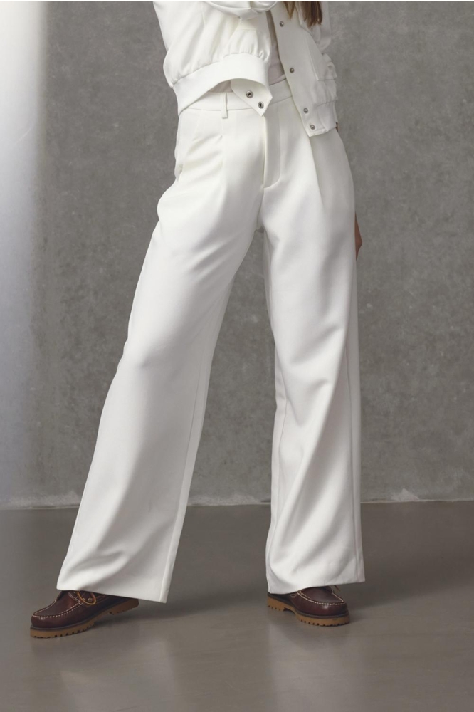 SisterS point witte dames broek | Model vooraanzicht