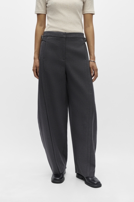 Object grijze dames broek | Model vooraanzicht