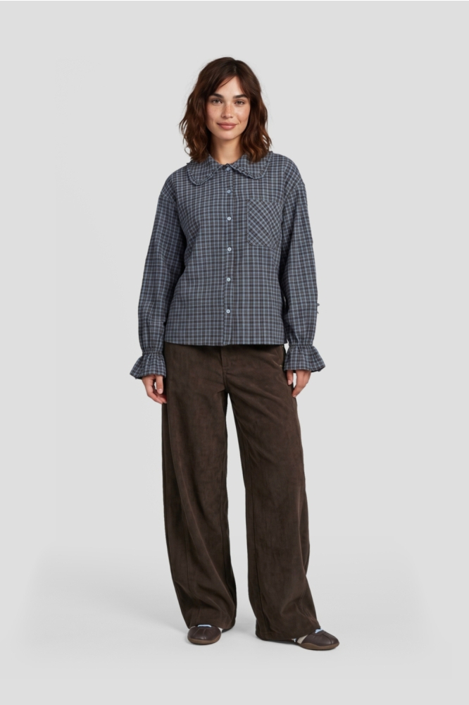 Fluresk bruine dames broek | Model