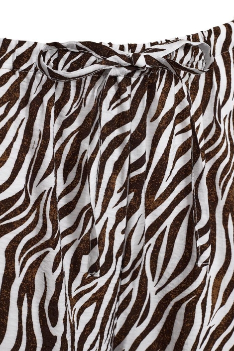 Freequent bruine dames broek | Close up