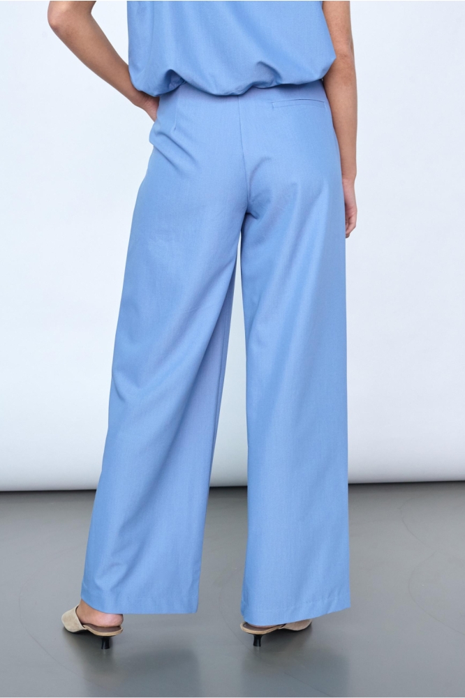 SisterS point blauwe dames broek | Model achteraanzicht