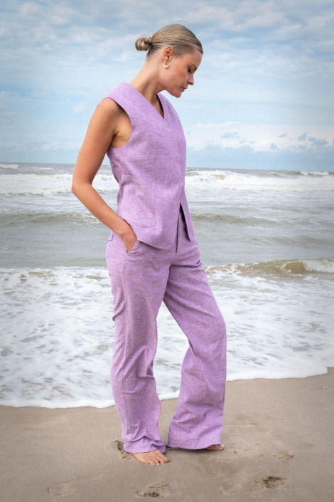 Zizo paarse dames broek | Model