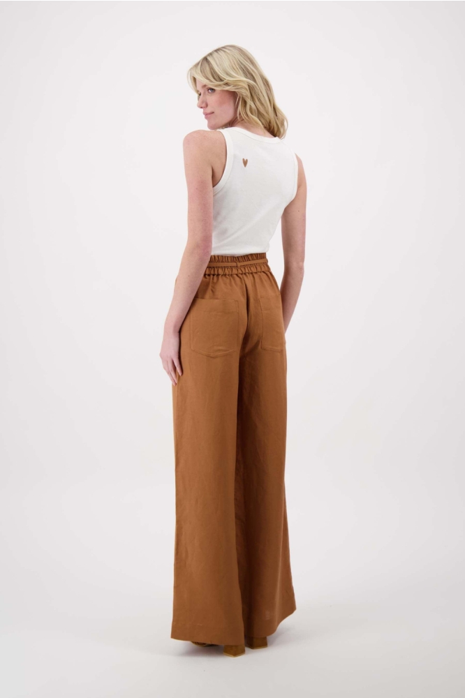 Zusss camel dames broek | Model