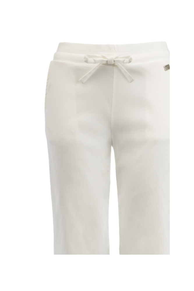 TQ Amsterdam witte dames broek | Close up