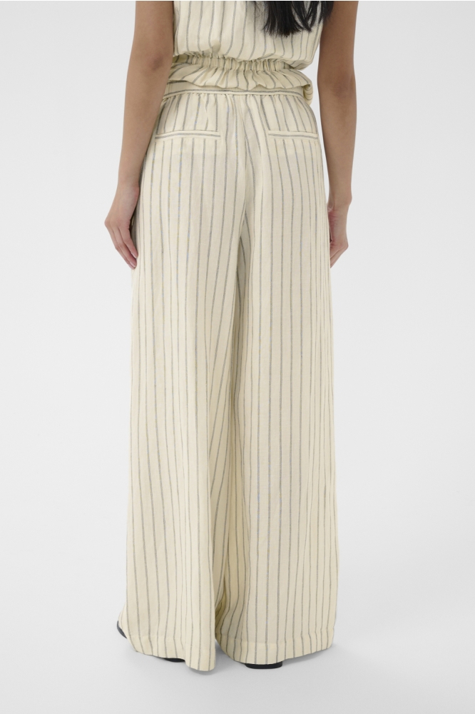 Part Two ecru dames broek | Model achteraanzicht