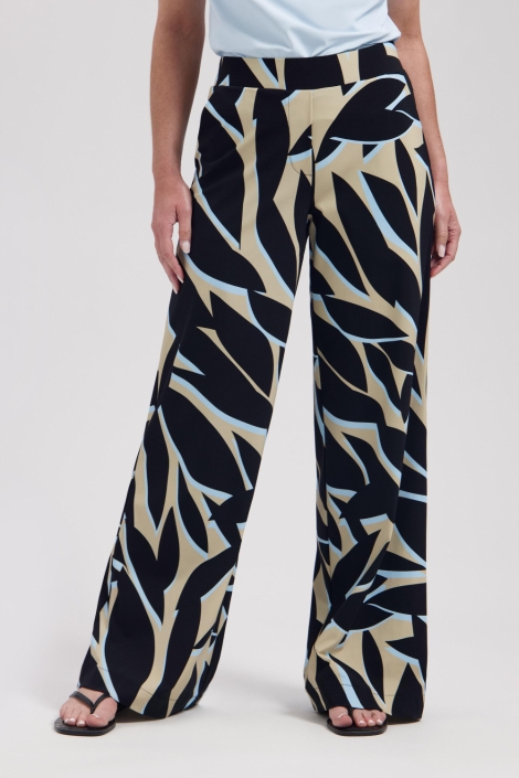 Lady Day multi color dames broek | Model vooraanzicht