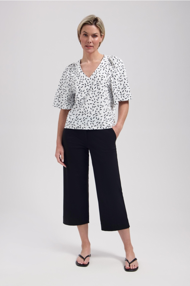 Lady Day zwarte dames broek | Model