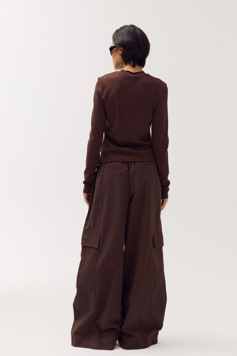 Harper & Yve bruine dames broek | Model