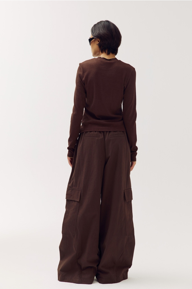 Harper & Yve bruine dames broek | Model