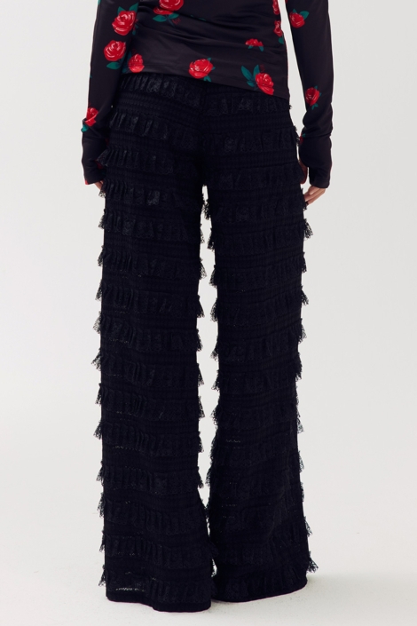 Harper & Yve zwarte dames broek | Model achteraanzicht