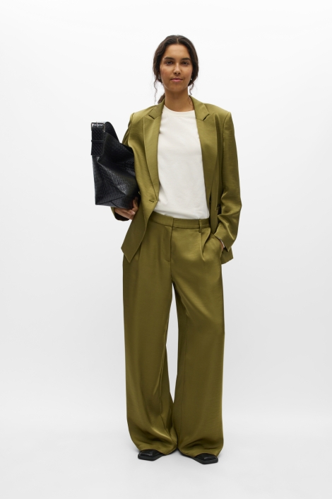 Object groene dames broek | Model