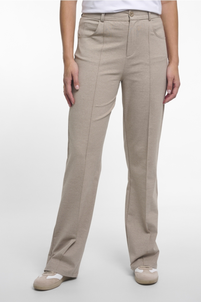 Zoso zand dames broek | Model vooraanzicht