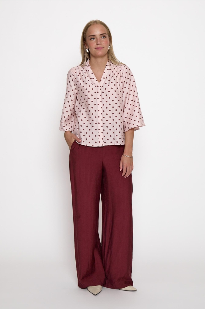 Minus bordeaux dames broek | Model