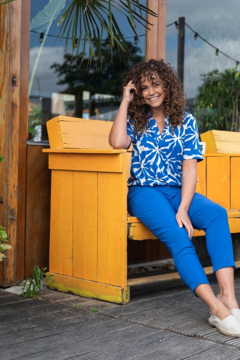 FOS Amsterdam blauwe dames broek | Model