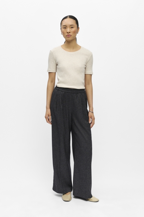 Object zwarte dames broek | Model