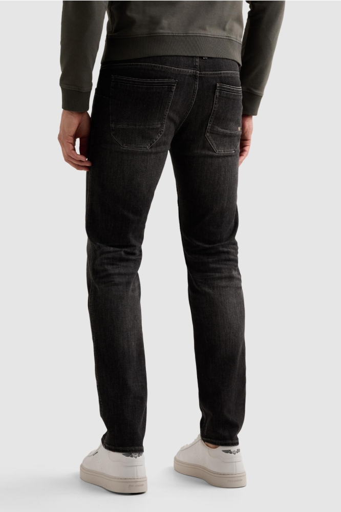 PME legend zwarte heren jeans | Model achteraanzicht