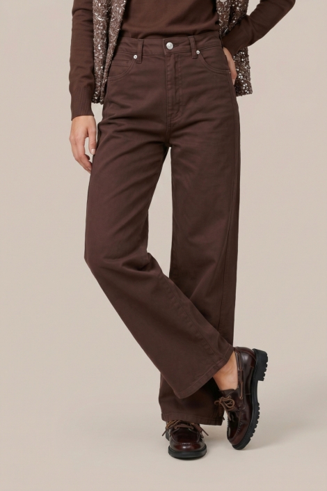 C&S The Label bruine dames broek | Model vooraanzicht