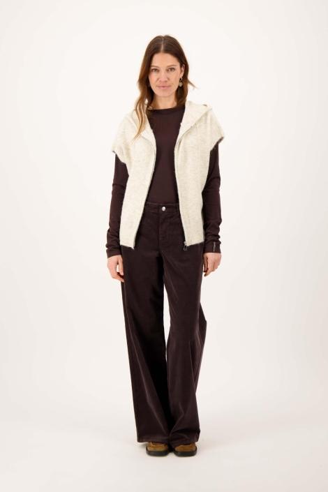 Zusss bruine dames broek | Model