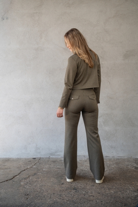 TQ Amsterdam groene dames broek | Model