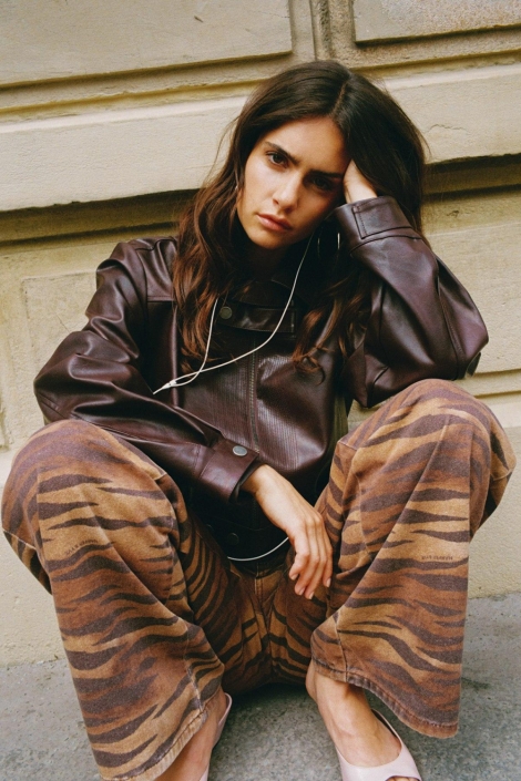 Harper & Yve camel dames jeans | Sfeerbeeld, In situatie