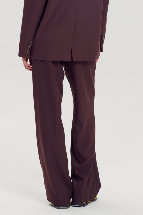 Harper & Yve paarse dames broek | Model achteraanzicht
