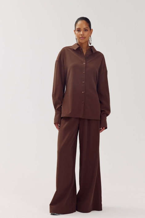 Harper & Yve bruine dames broek | Model