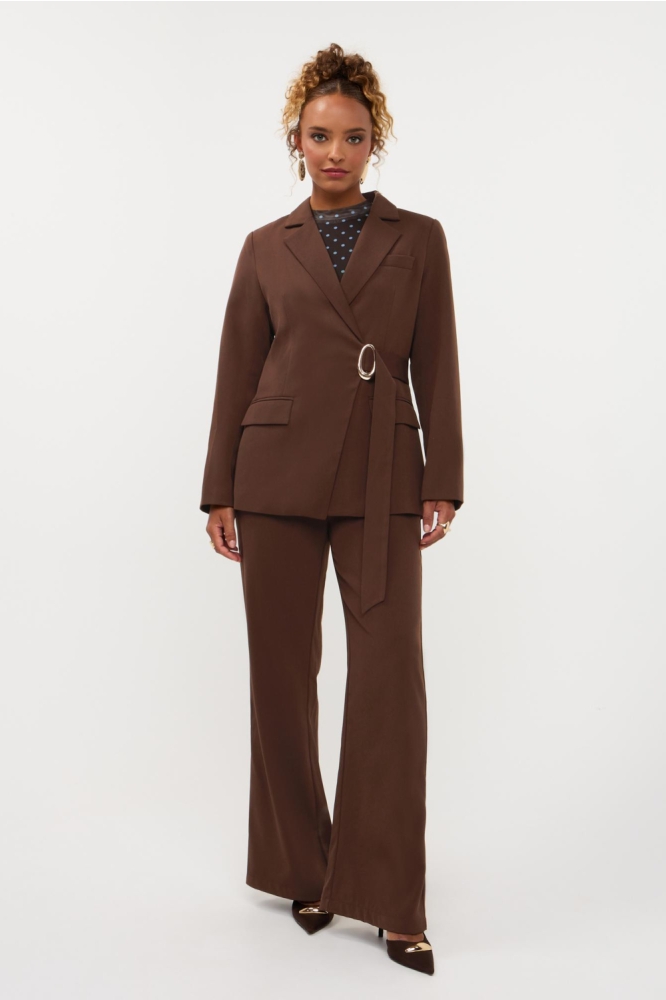 Ydence bruine dames broek | Model