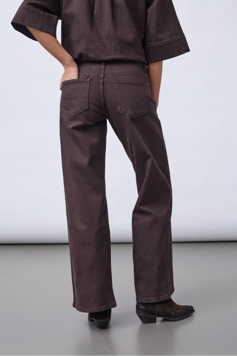 SisterS point bruine dames jeans | Model achteraanzicht