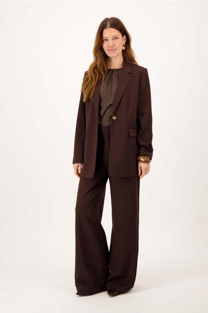Zusss bruine dames broek | Model