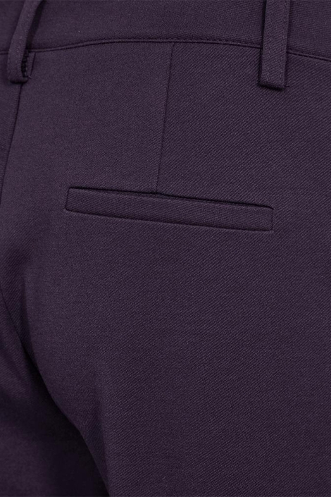 Freequent paarse dames broek | Close up