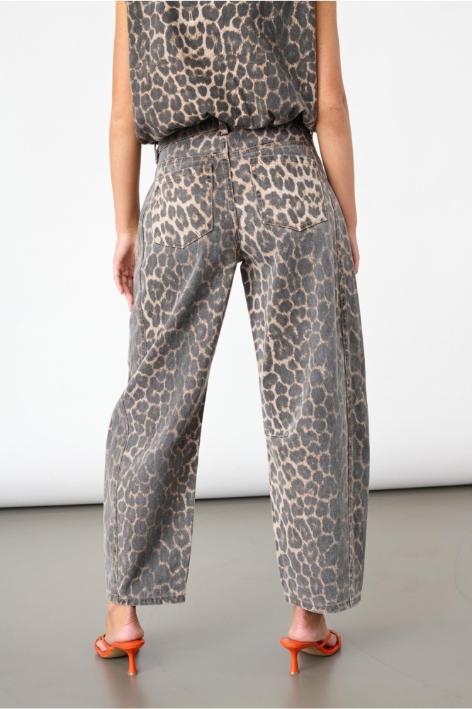 SisterS point bruine dames jeans | Model achteraanzicht