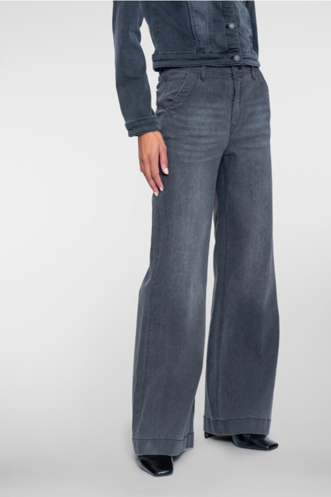 Geisha grijze dames jeans | Model zijaanzicht