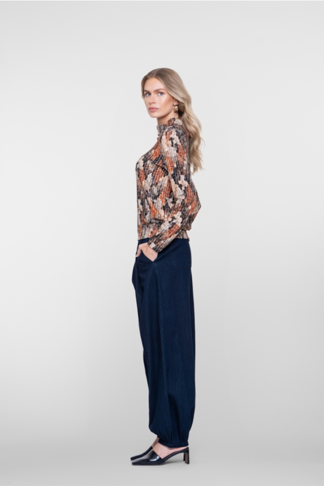 Geisha blauwe dames jeans | Model zijaanzicht