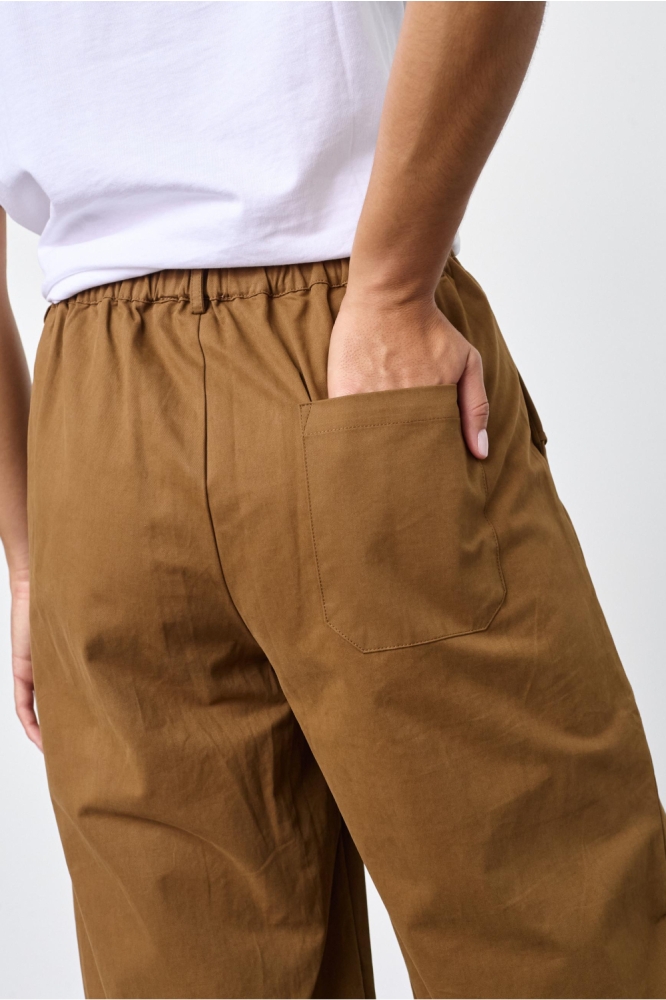 SisterS point camel dames broek | Close up