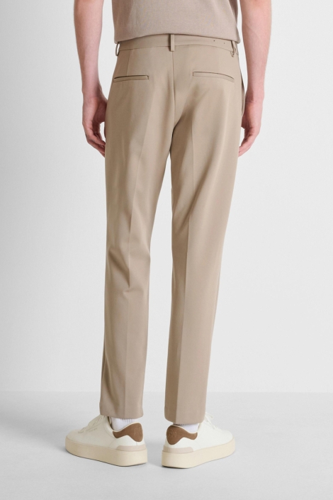 Antony Morato zand heren broek | Model achteraanzicht