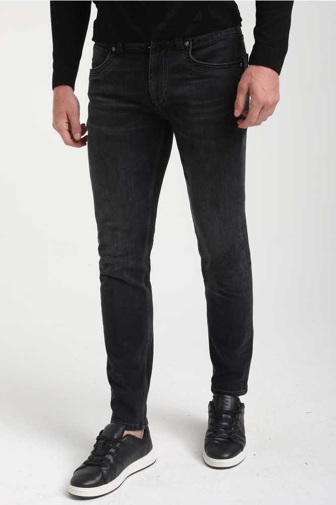 Gabbiano zwarte heren jeans | Model vooraanzicht