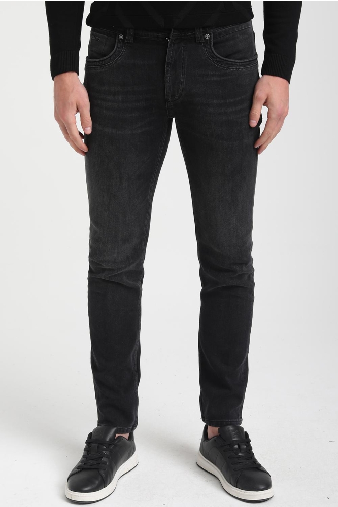 Gabbiano zwarte heren jeans | Model vooraanzicht