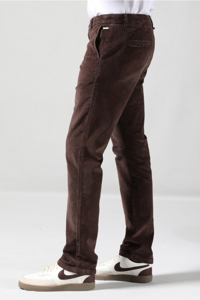 Gabbiano bruine heren broek | Model zijaanzicht