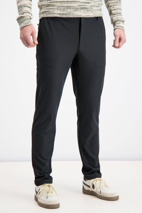 Gabbiano blauwe heren broek | Model vooraanzicht