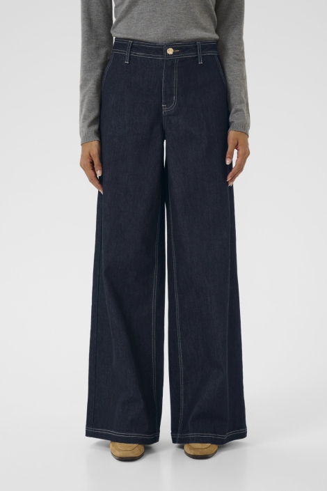 Culture blauwe dames jeans | Model vooraanzicht