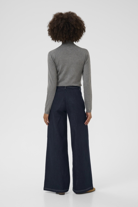 Culture blauwe dames jeans | Model achteraanzicht