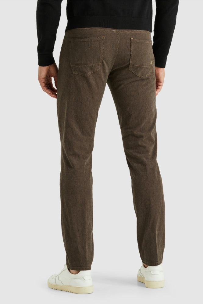 Vanguard bruine heren broek | Model achteraanzicht
