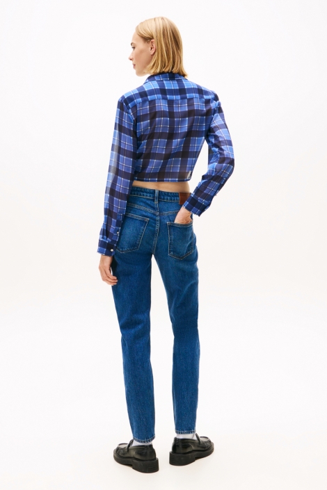 Tommy Jeans blauwe dames jeans | Model achteraanzicht