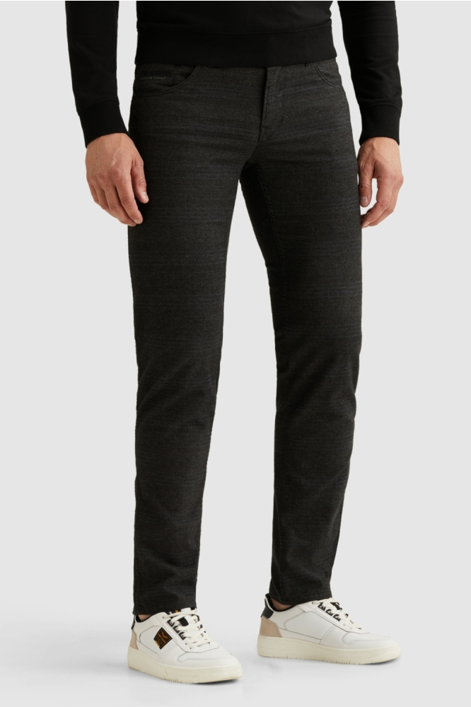 PME legend blauwe heren broek | Model zijaanzicht